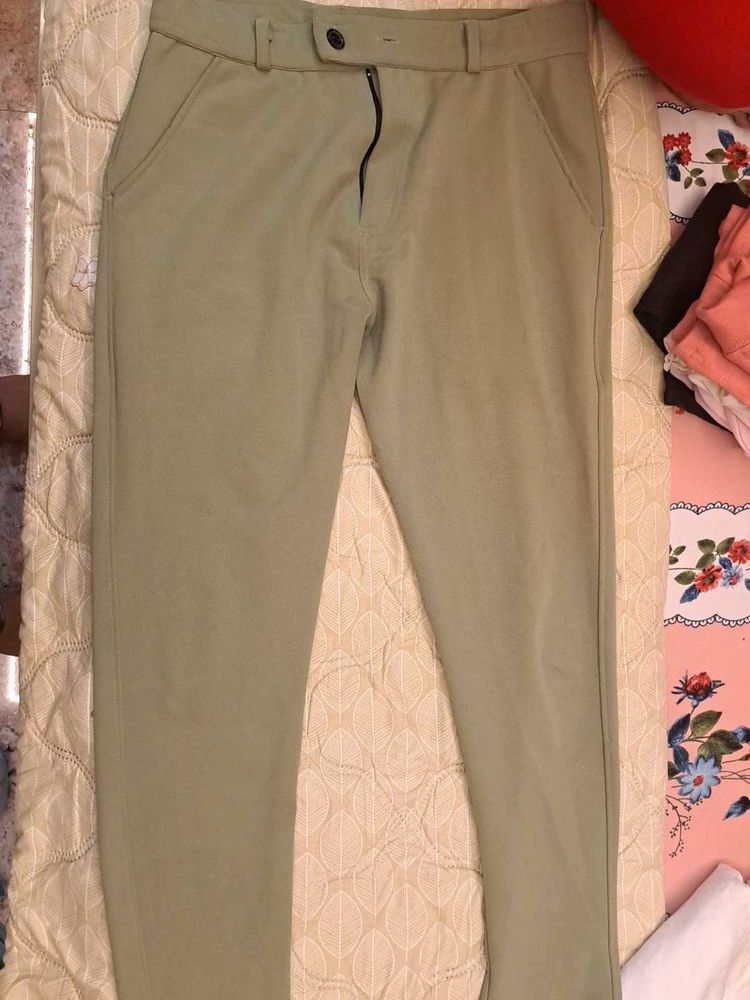 Casual olive green pant