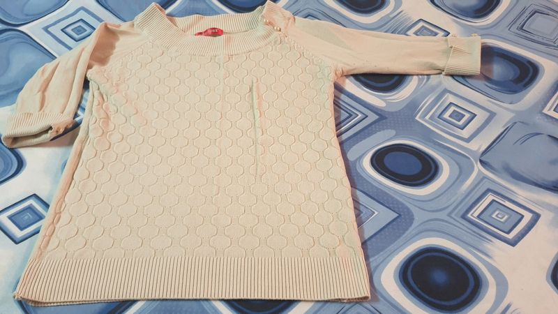 Woolen Top