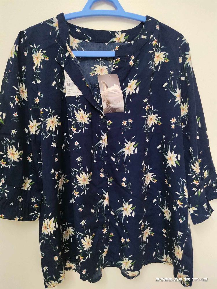 Floral Navy Top - XXL
