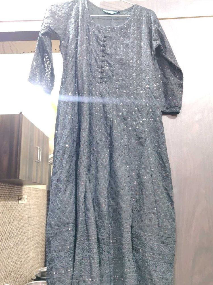Elegant Grey Embroidered Kurta