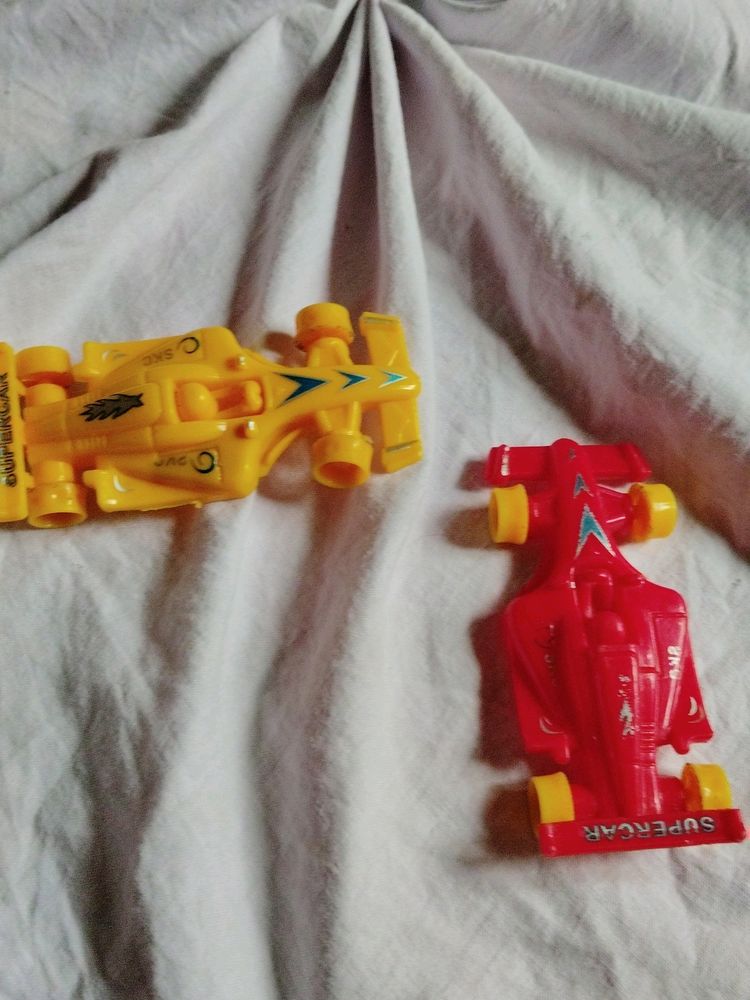 Cars Toys... Set Of 2 ( Yellow And Red Colour)