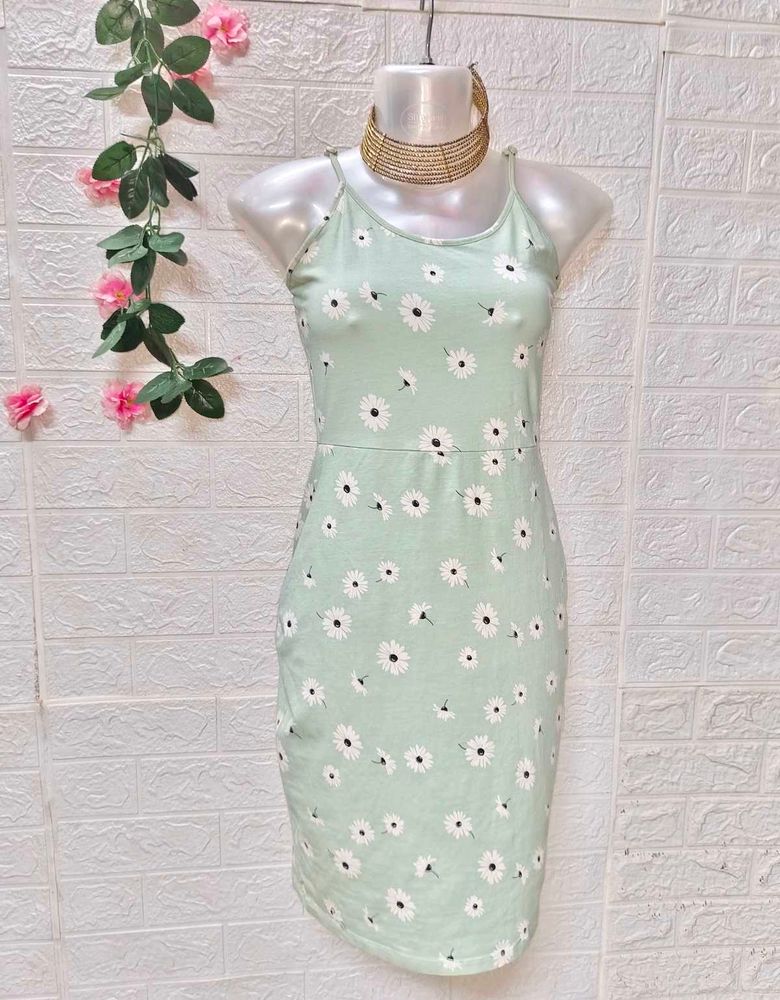 Size Extra S🎁Buy 2 Get 1 Free 🎁Floral Dress
