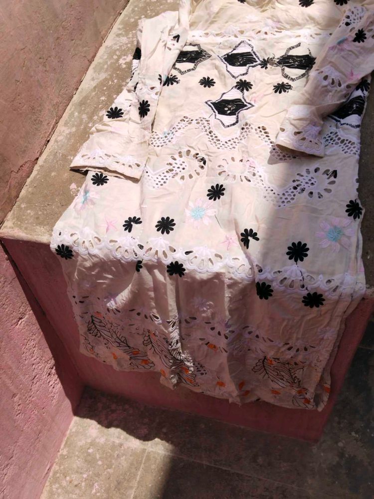 Embroidered Kurta