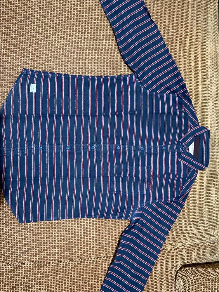 ED HARDY Slim Fit Casual Shirt (Size S)