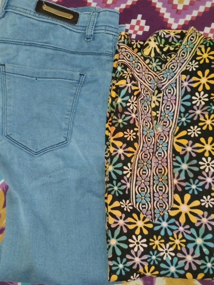 Multicolour Kurta With Blue Jean Combo