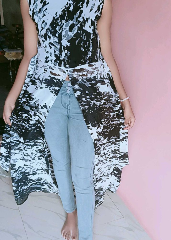 Black &amp; White Abstract Duster