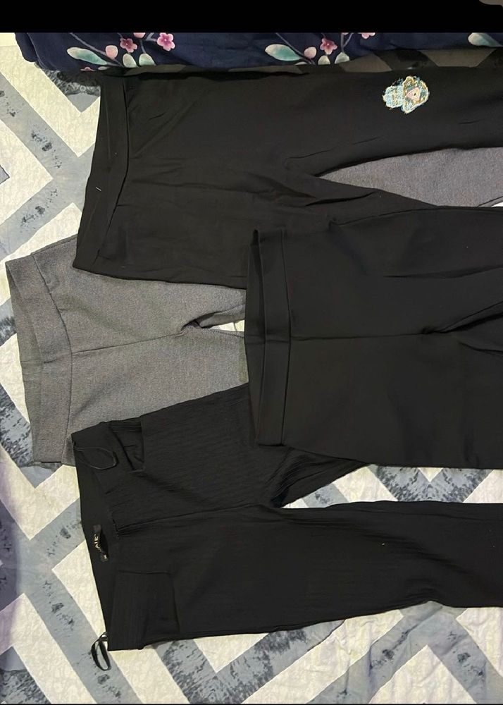 Bundle of 4 Leggings