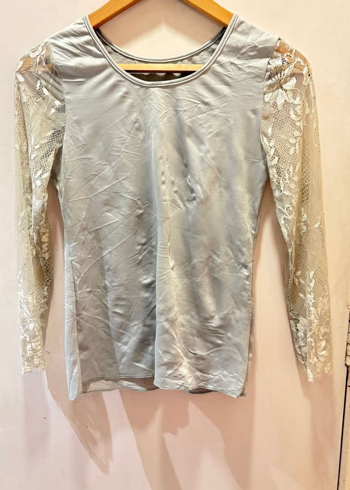 Beautiful Lace Sleeve Top