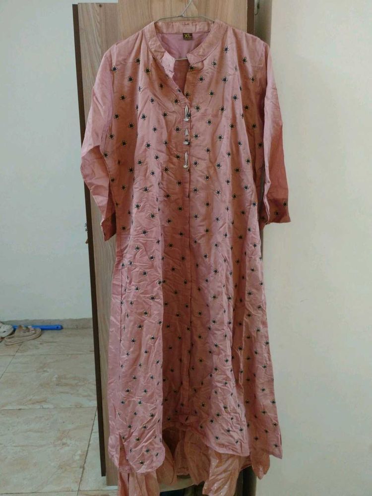 Elegant Embroidered Kurta