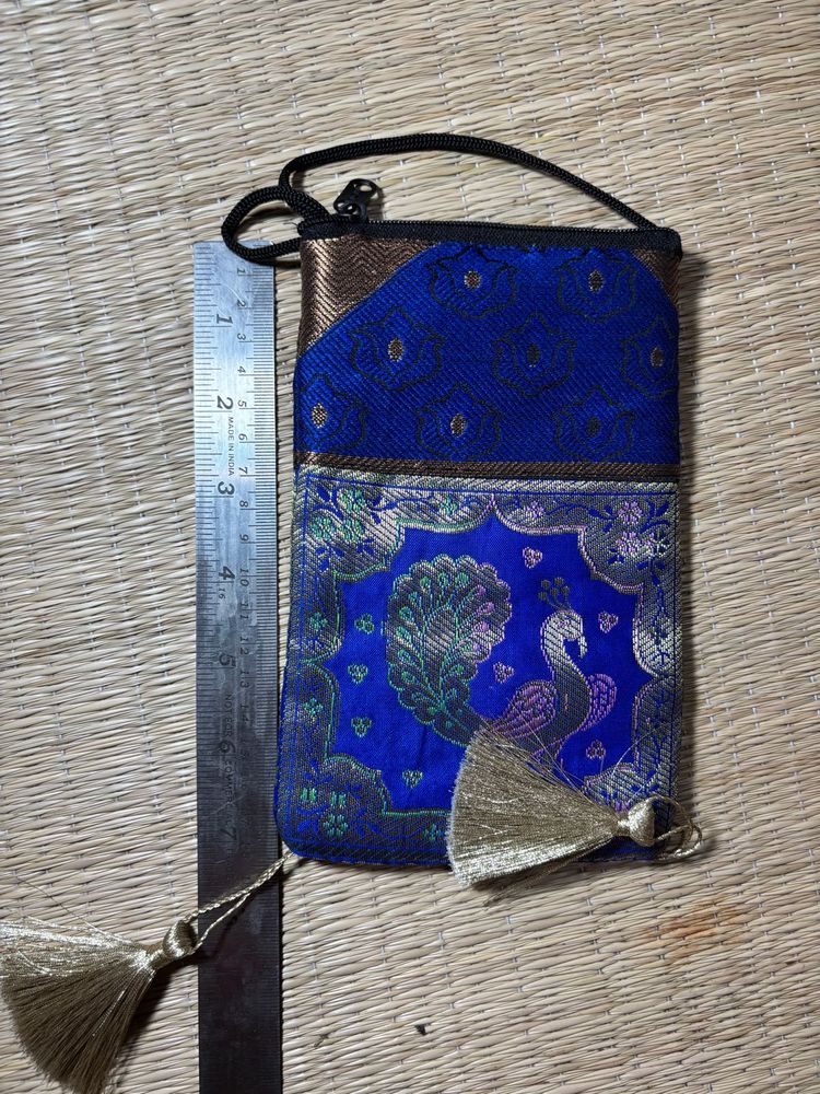 Peacock Print Zipper Pouch