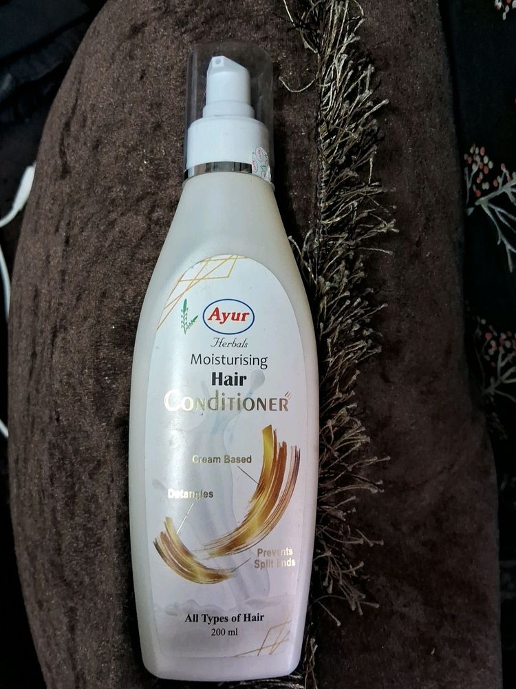 Ayur. Herbal Moisturising Hair Conditioner (200ml)