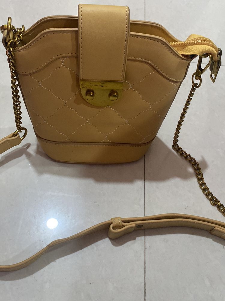 Ladies Sling Bag