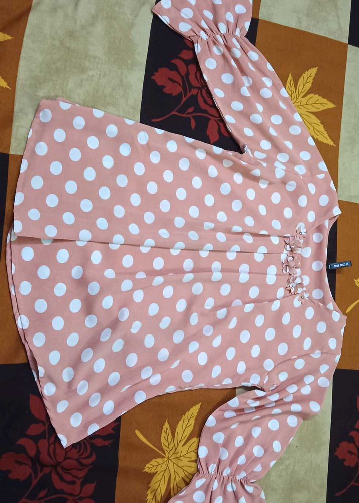 Cute Pink Top With Polka Dots