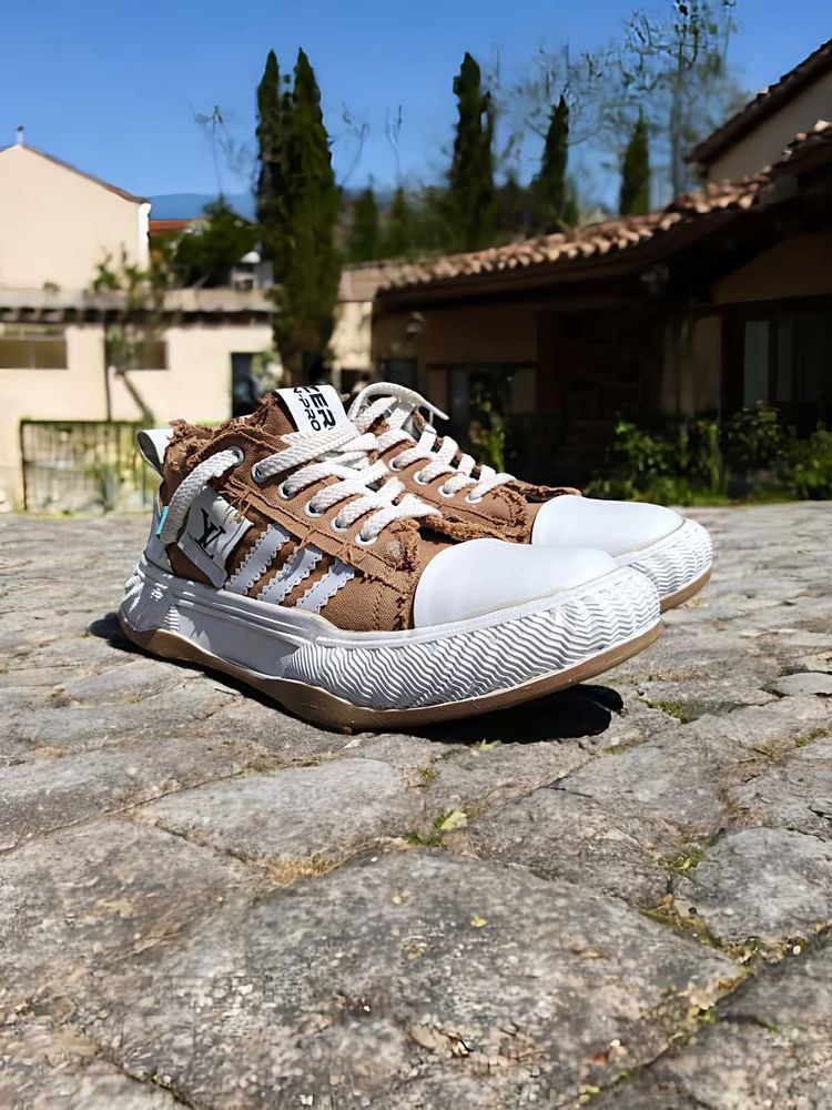 STYLISH SHOES FOR MAN