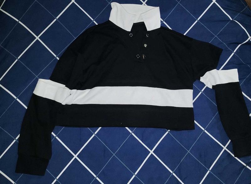 Black &amp; White Cropped Top