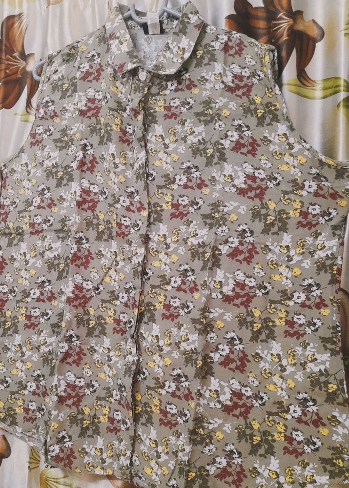 Floral Green Sleevless Shirt