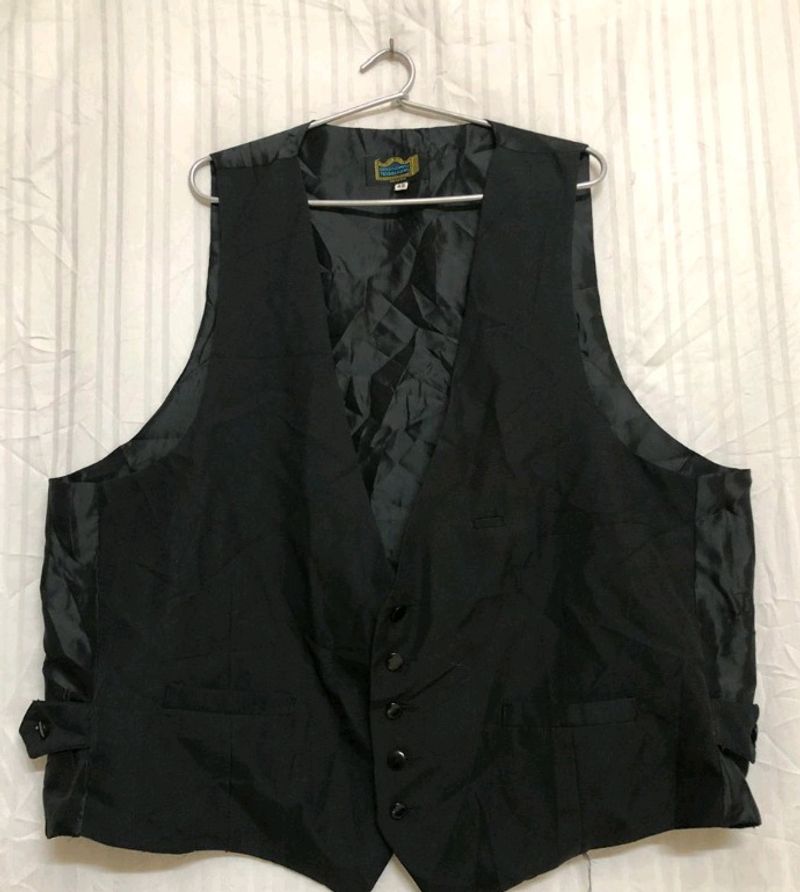 Broadway Tuxmakers Black Waistcoat