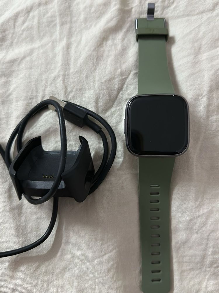 Fitbit Versa 3