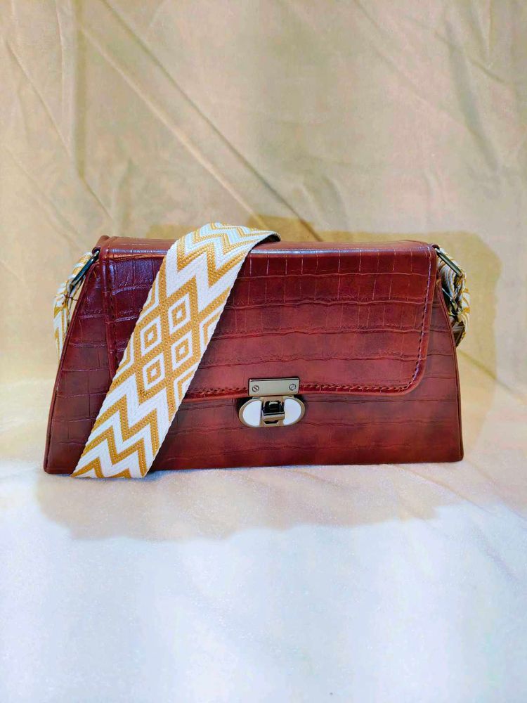 Brown Box Sling Bag 🤎