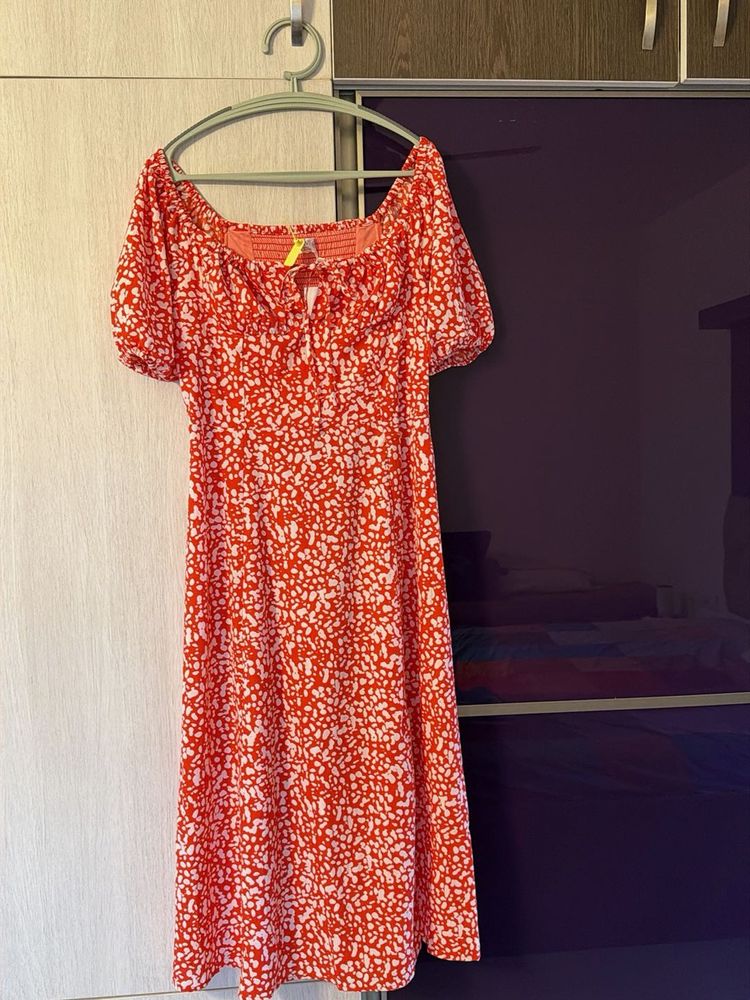 Red &amp; White Print Dress