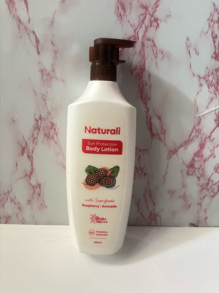 Naturali Body Lotion 🍭