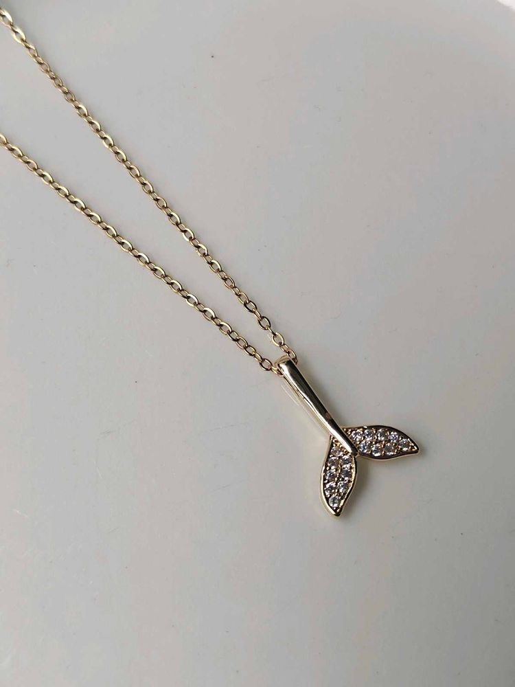 Golden Mermaid Tail Necklace