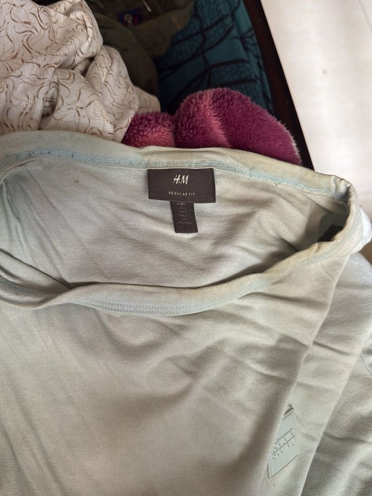 Many Shrits Tshrits Pants