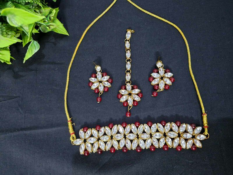 Kundan Choker Necklace With Earrings