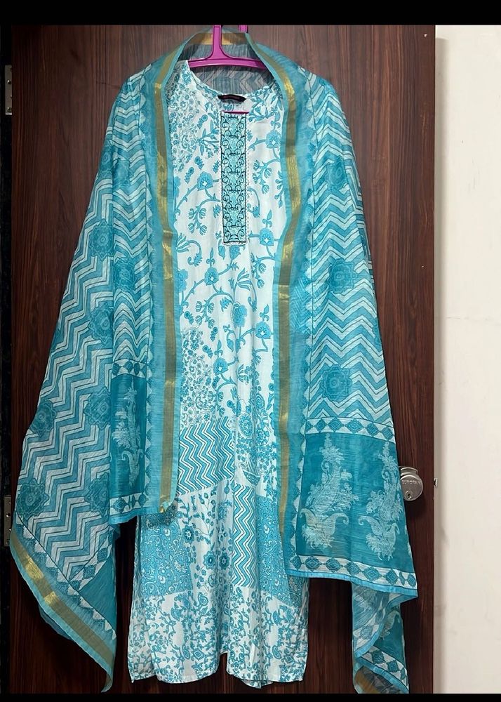 Floral printed Kurta Set &amp; Dupatta