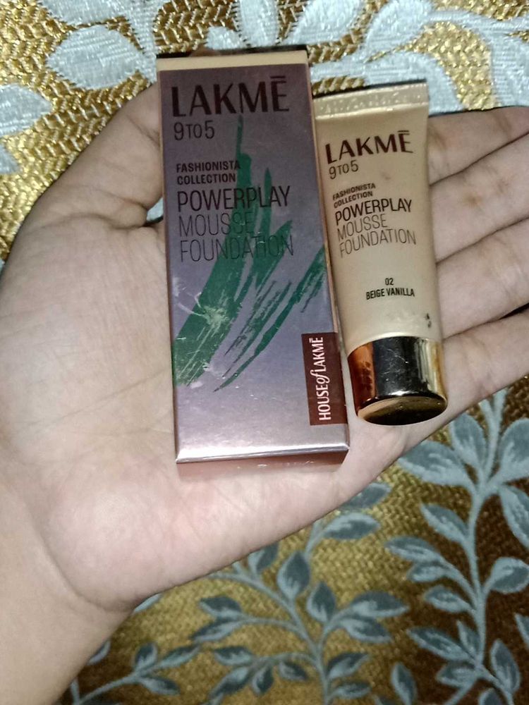 Lakme 9to5 Foundation