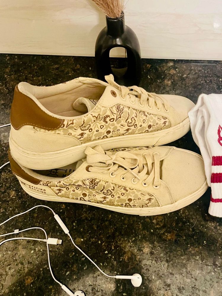 Flying Machine Beige Sneakers