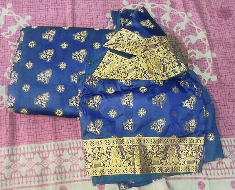 Blue Saree With Blouse