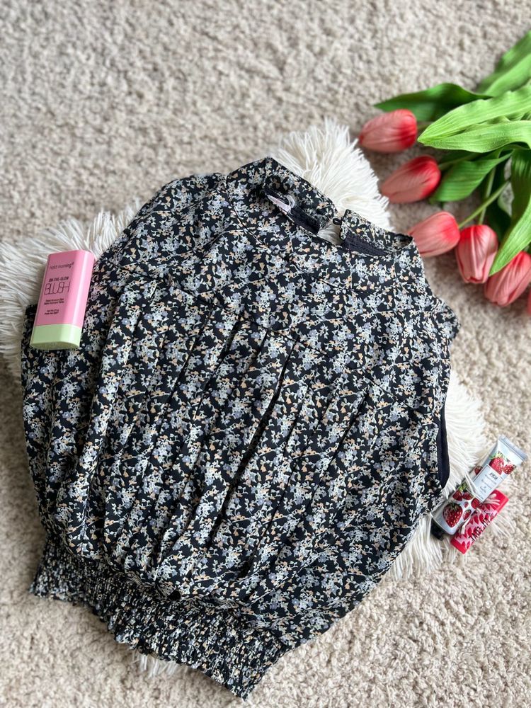 Floral Blouse Top