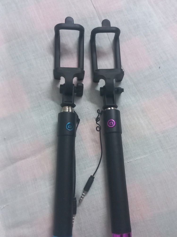 Extendable And Foldable Black Colour Selfie Sti