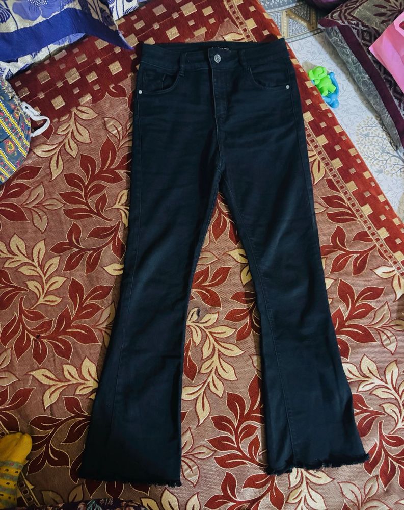 Black Flared Denim Jeans