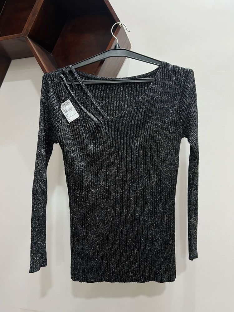 Black shimmery Top
