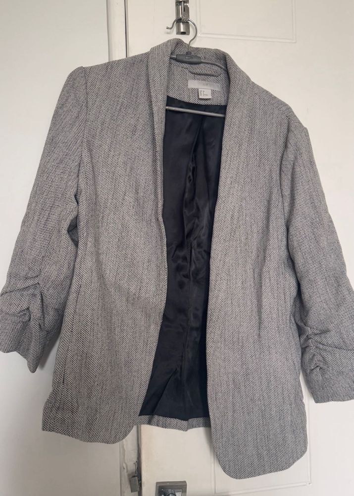 Stylish Grey Blazer