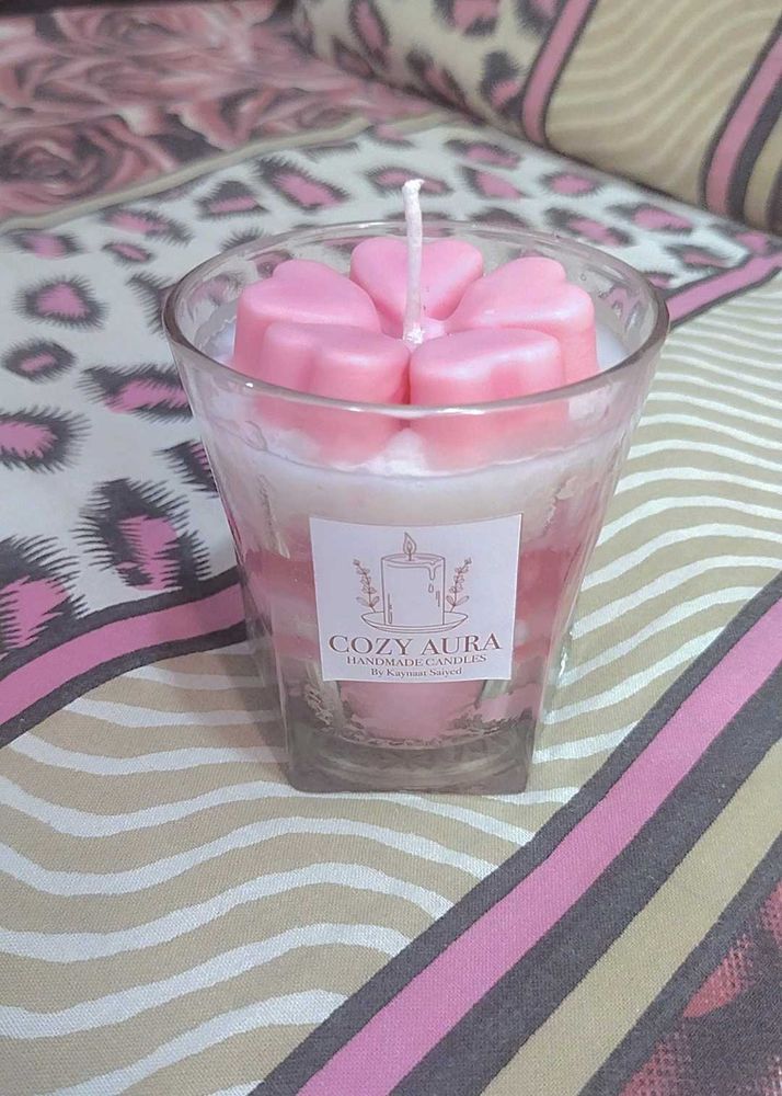 Blossom Glow - Cozy Aura Handmade CandleDes