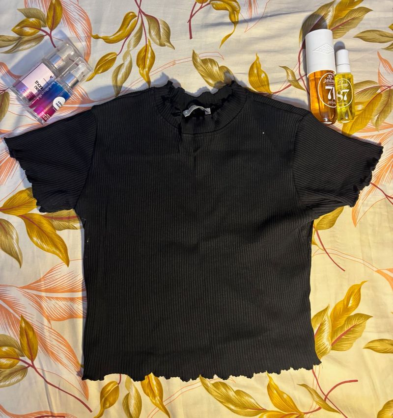 black everyday top