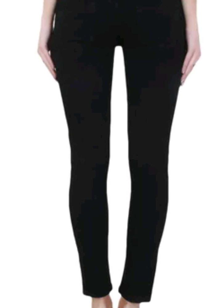 Black Skinny Jeans