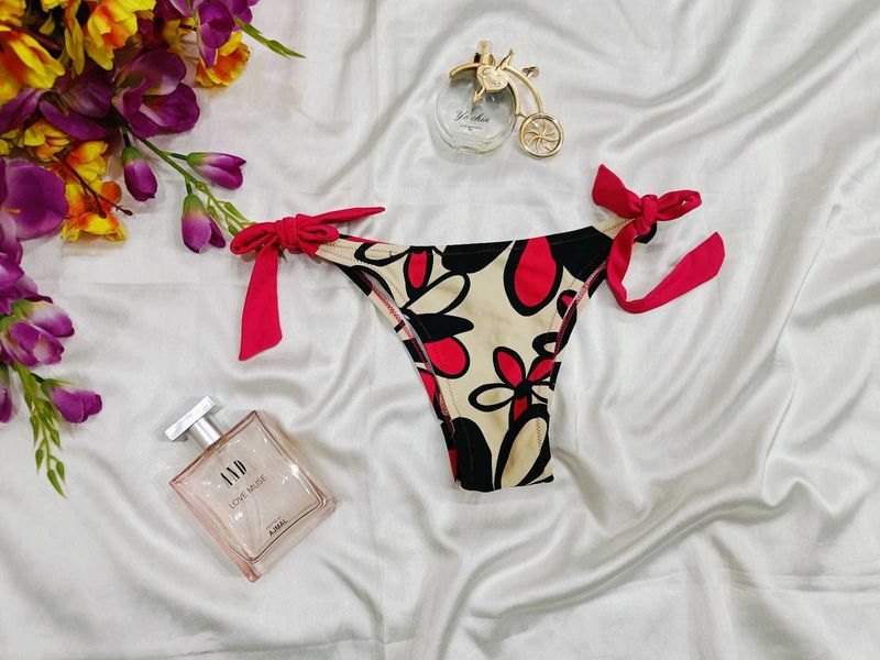 🇳🇿💗💫Floral Bikini Bottom