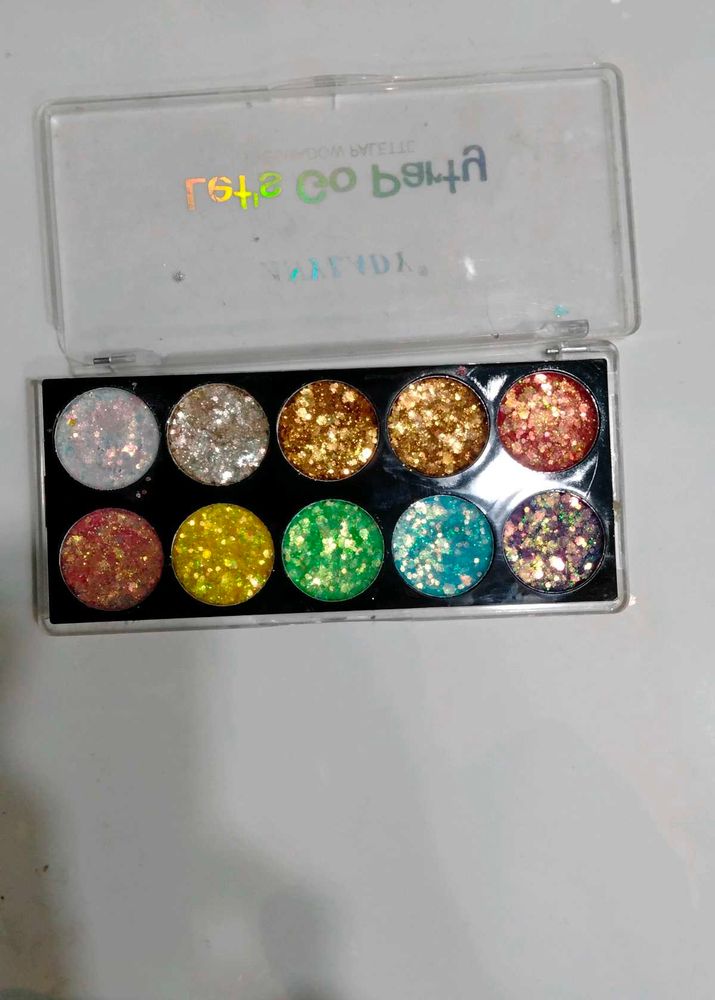 Press Glitter Eye Palette