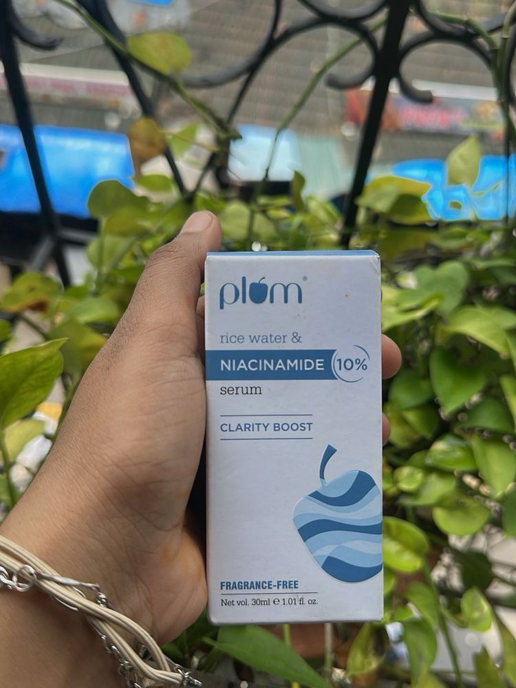 Plum Niacinamide Serum