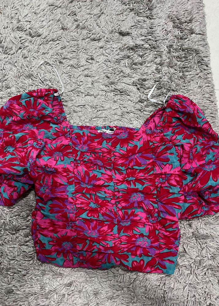 Floral Blouse( ONLY )