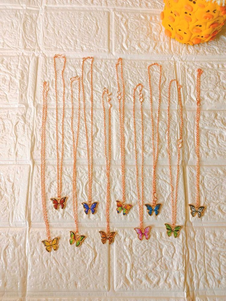 Butterfly Pendants🦋/Neckchains🪻/Neckpiece🌷