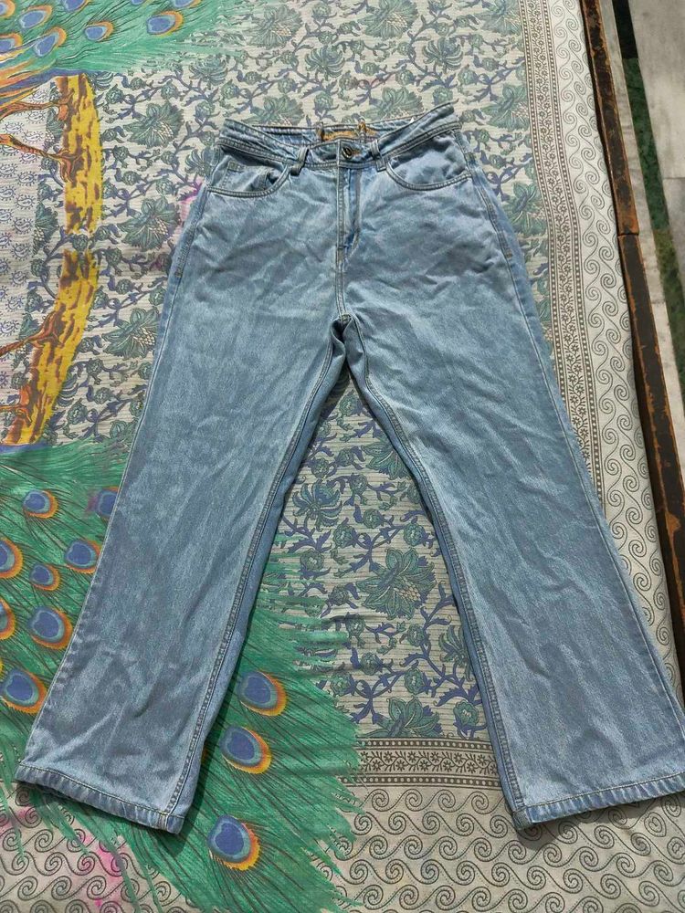 Light Wash Denim Jeans