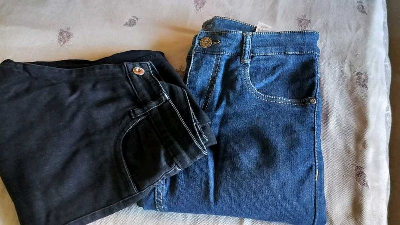 OFFER COMBO, Women Black &amp; Blue Straight fit Jeans