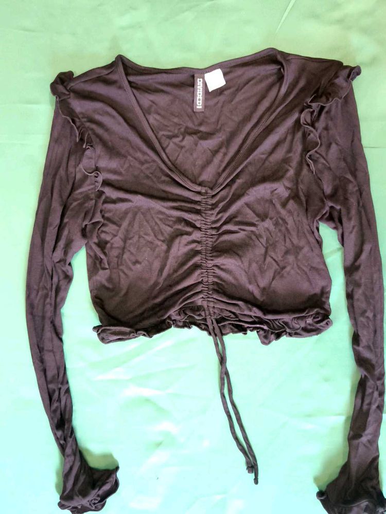 Cute Black Crop Long Sleeve Top