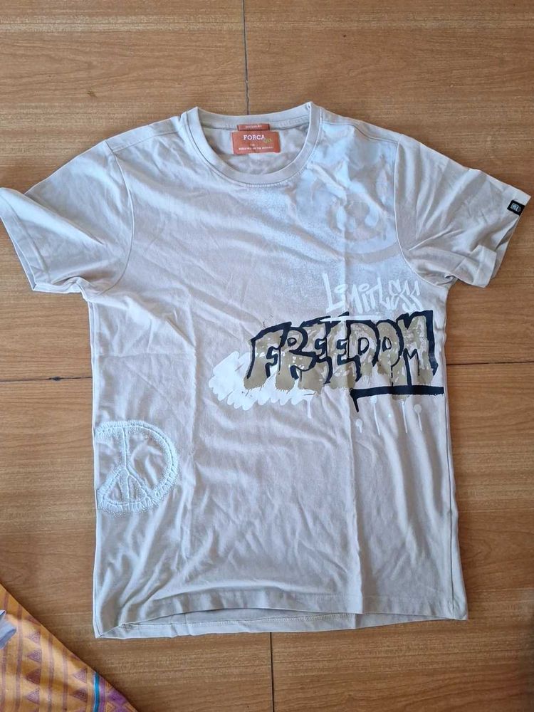 Freedom Graphic Tee