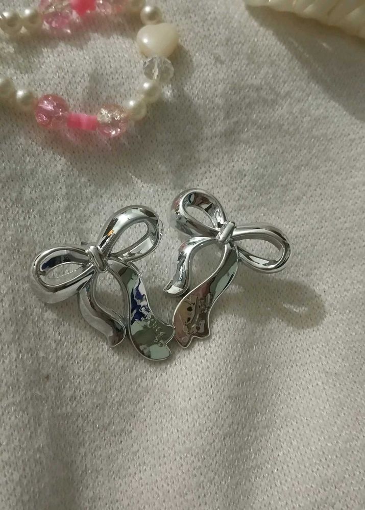 Bow Earrings
